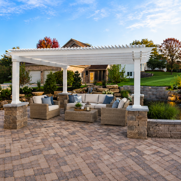 Pergola vs Patio Cover: What’s the Difference?