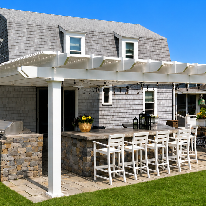 How Does an Attached Pergola Connect to a House?