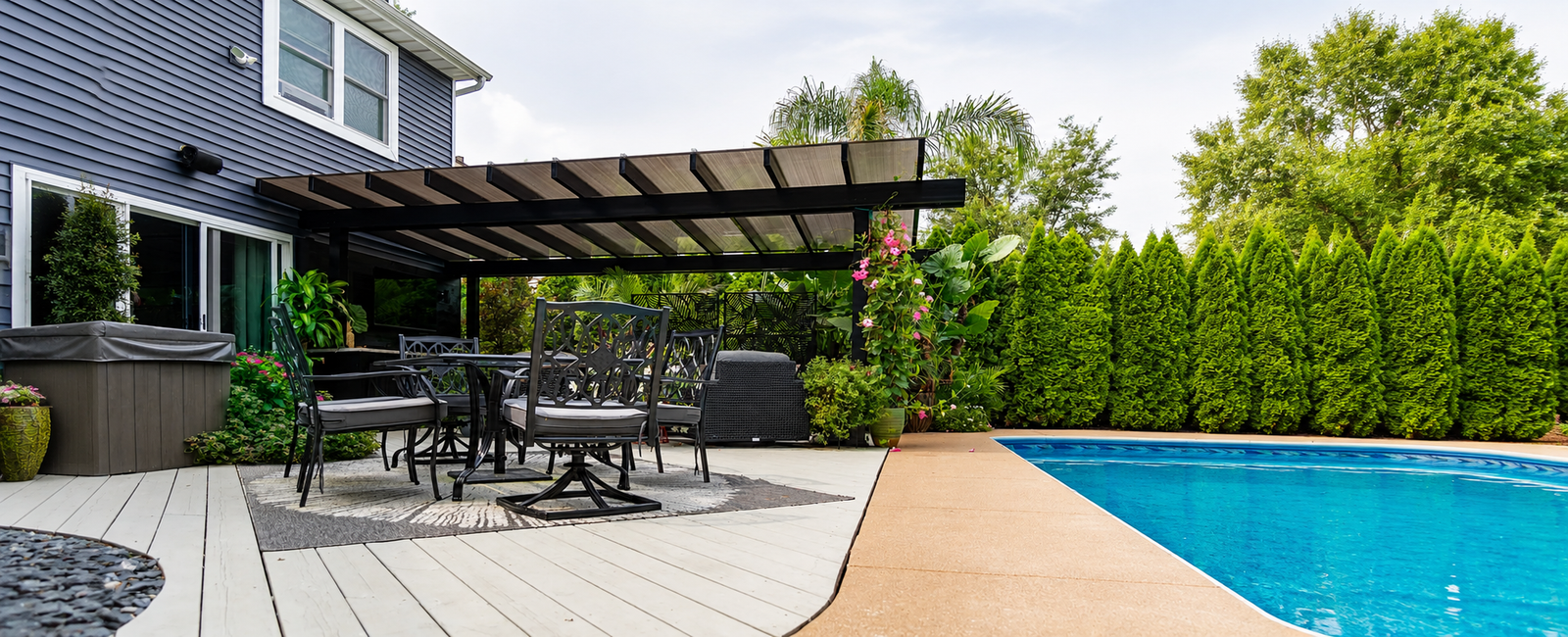 Pergola With Roof vs Pergola With Slats: Which Is Better?