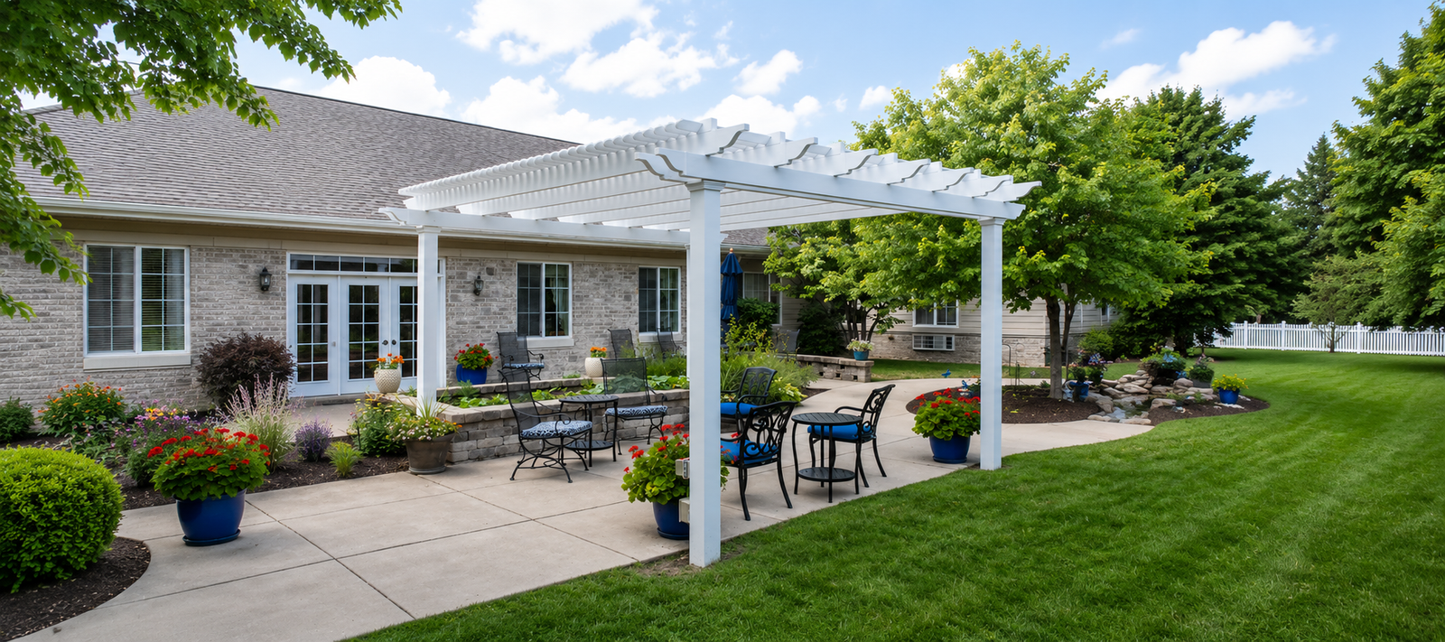 Pergola Attached to House vs Freestanding: Which Is Better?