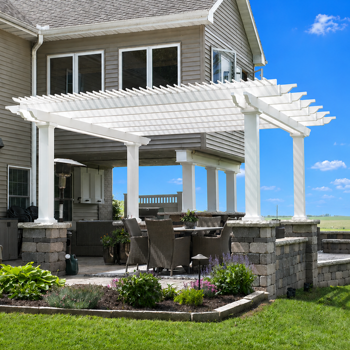 What Is a Traditional Pergola? Features, Benefits & Design Options